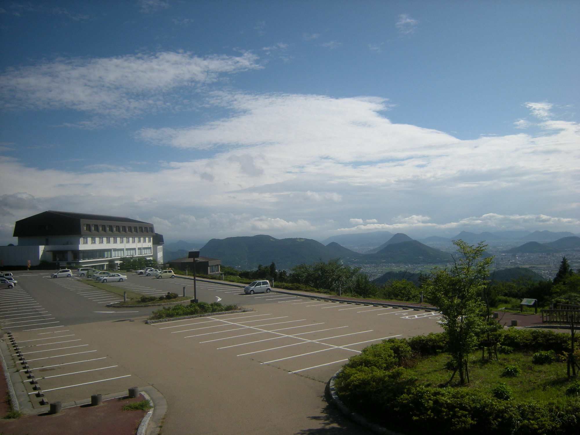 Kyukamura Sanuki-Goshikidai Hotel Sakaide Exterior photo