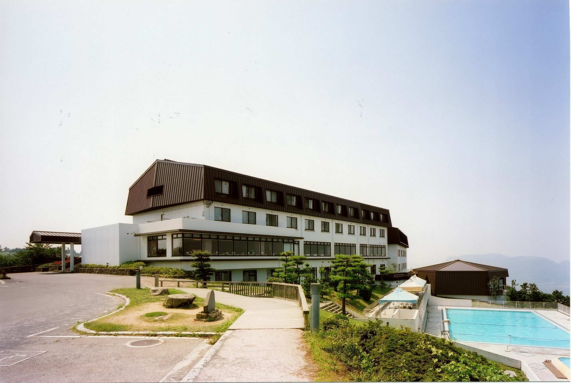 Kyukamura Sanuki-Goshikidai Hotel Sakaide Exterior photo